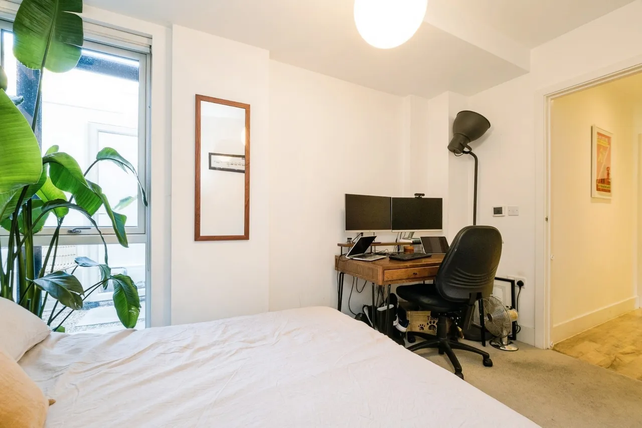 Kempton Mews, East Ham, London, E6, photo 7