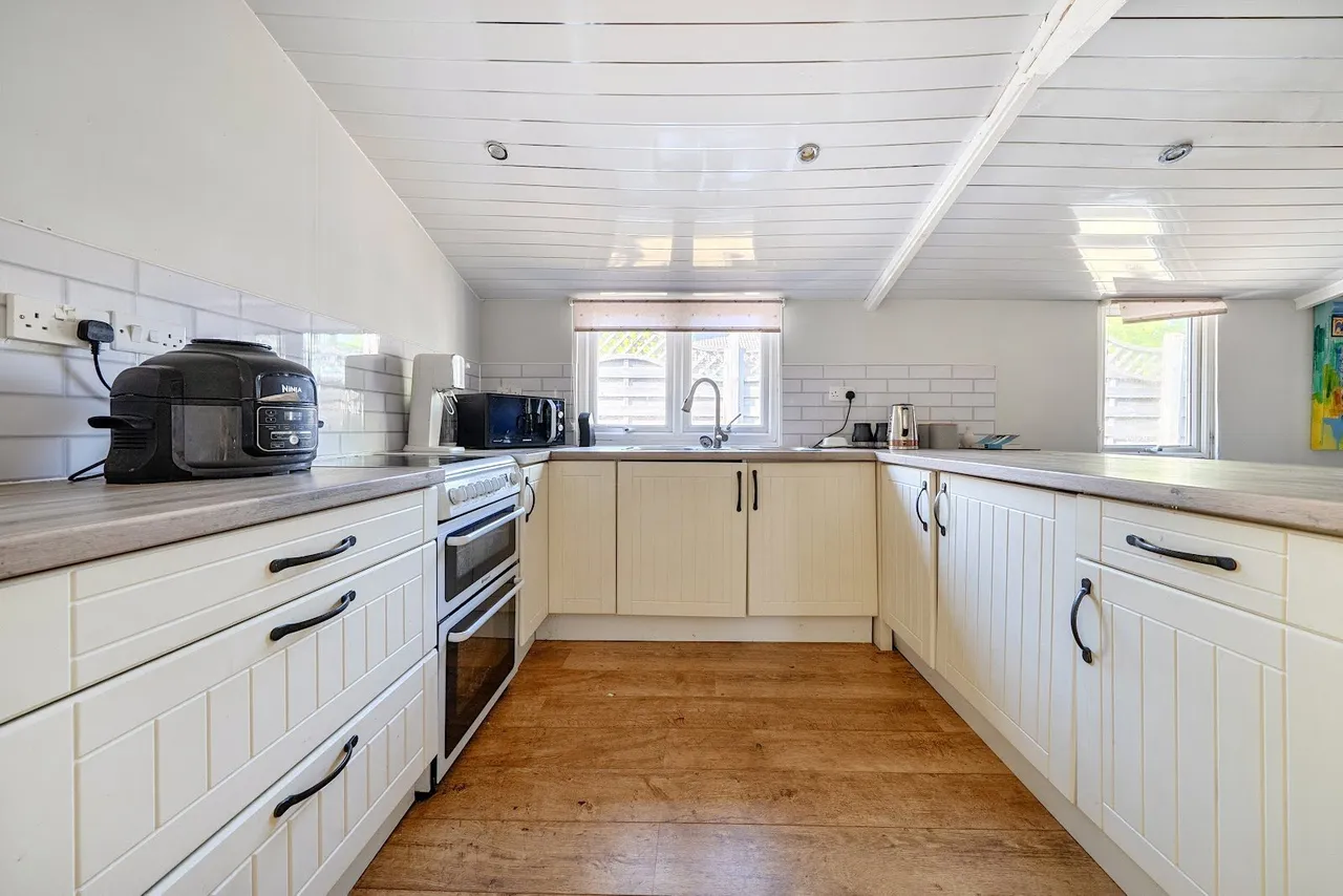 Paxman Avenue, Colchester, Essex, CO2, photo 9