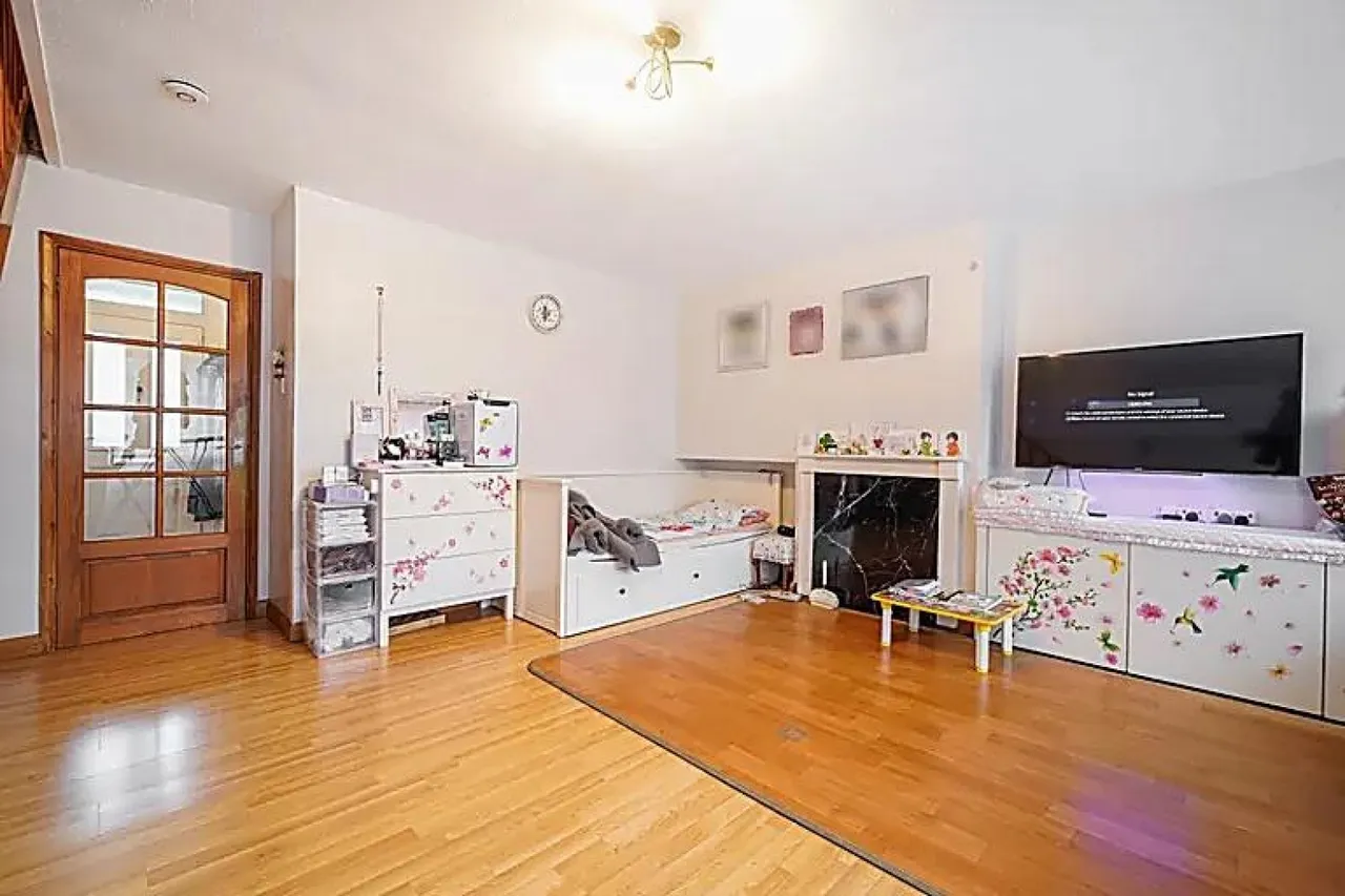 Sheephouse Way, New Malden, photo 2