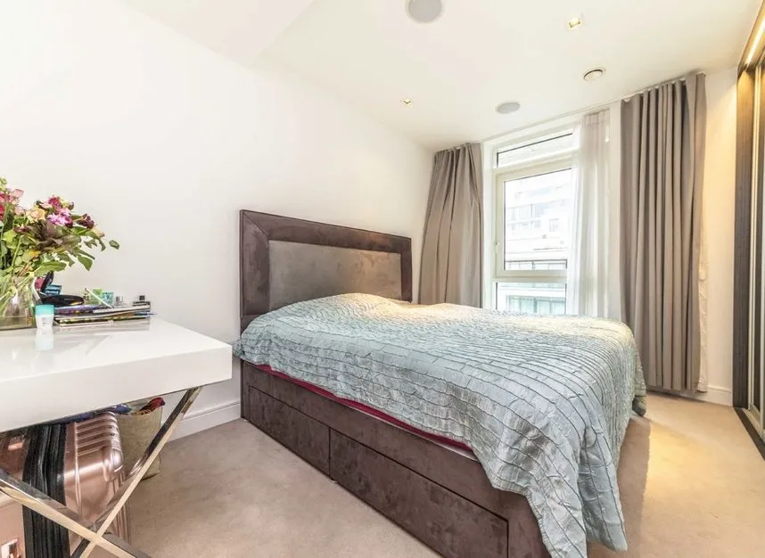 Longfield Avenue, Ealing, W5, photo 7