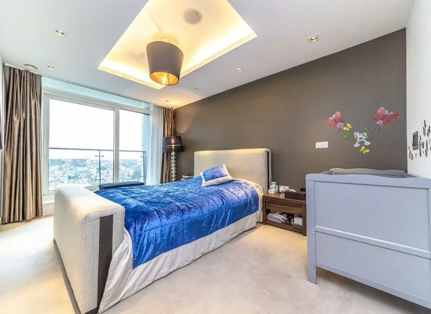 Longfield Avenue, Ealing, W5, photo 6