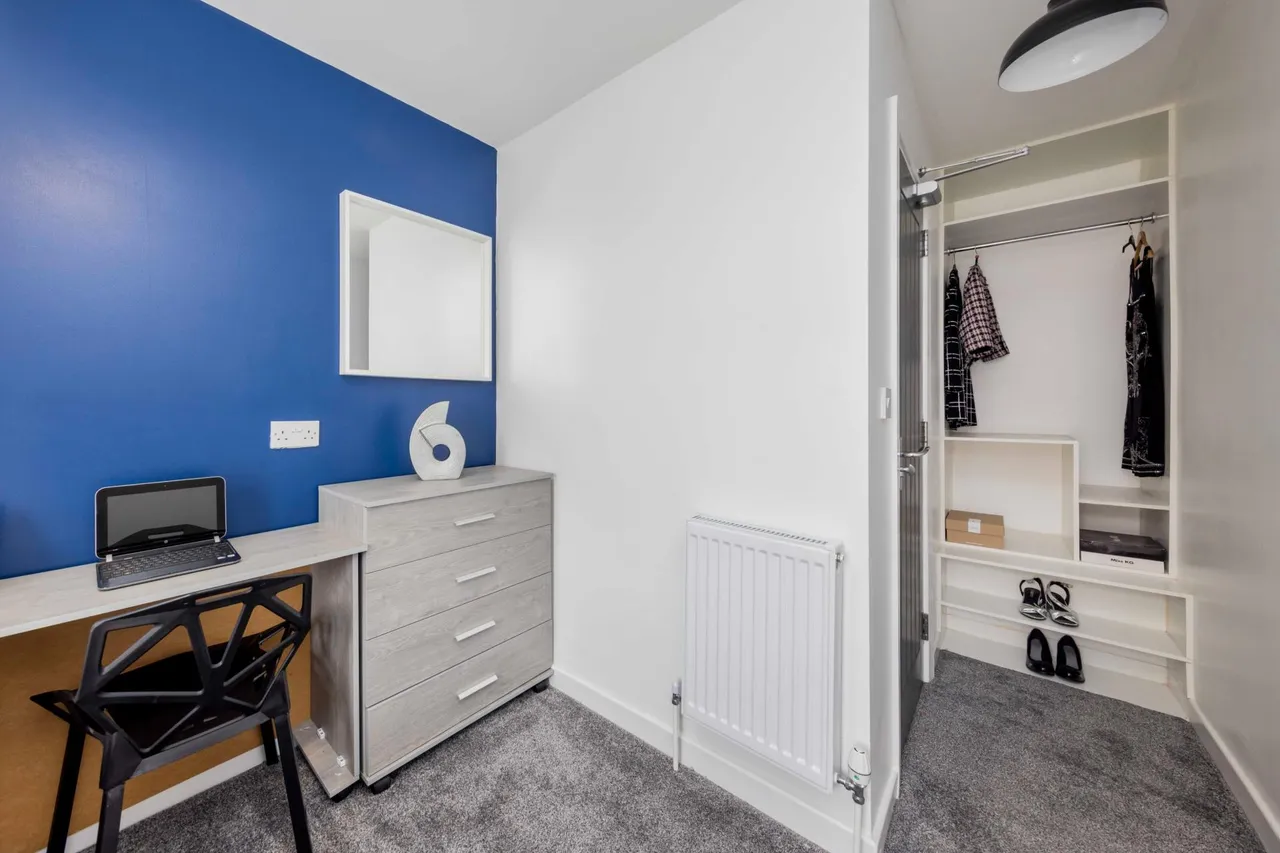 Oldham Road, Failsworth, M35, photo 2