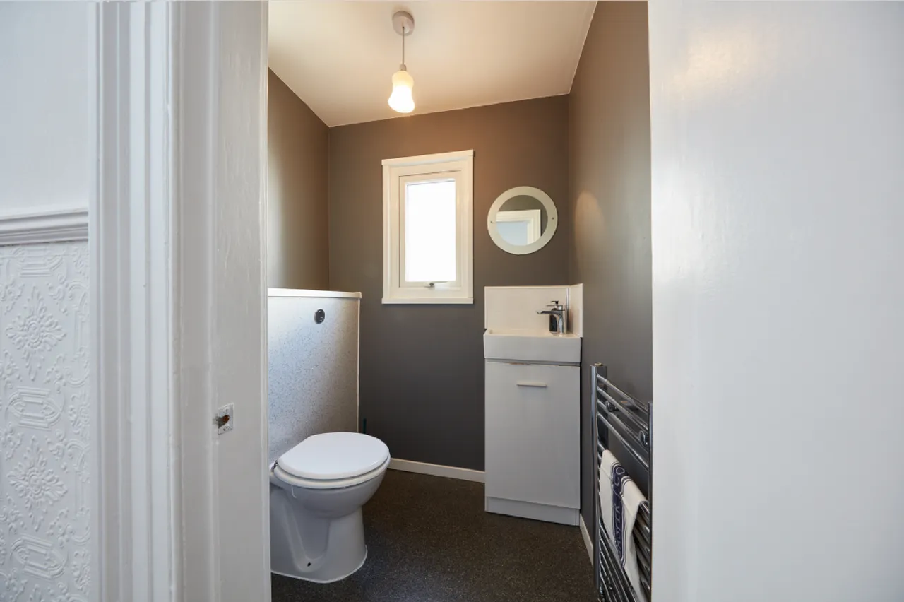 May Terrace, St. Judes, PL4, photo 5