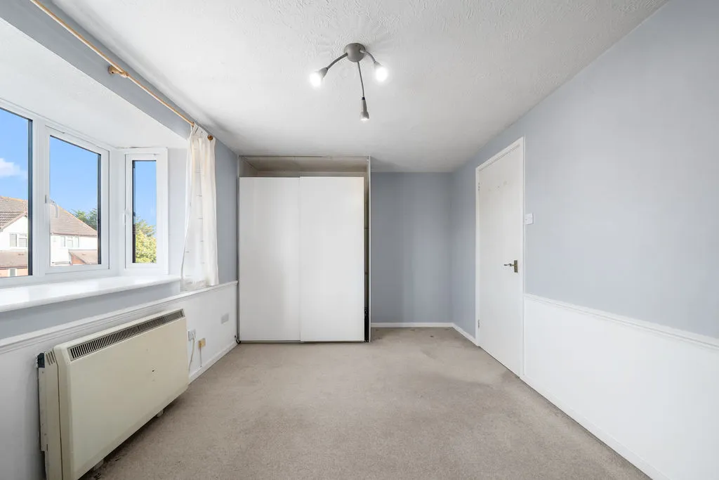 Cambridge Road, West Molesey KT8 2AX, photo 6