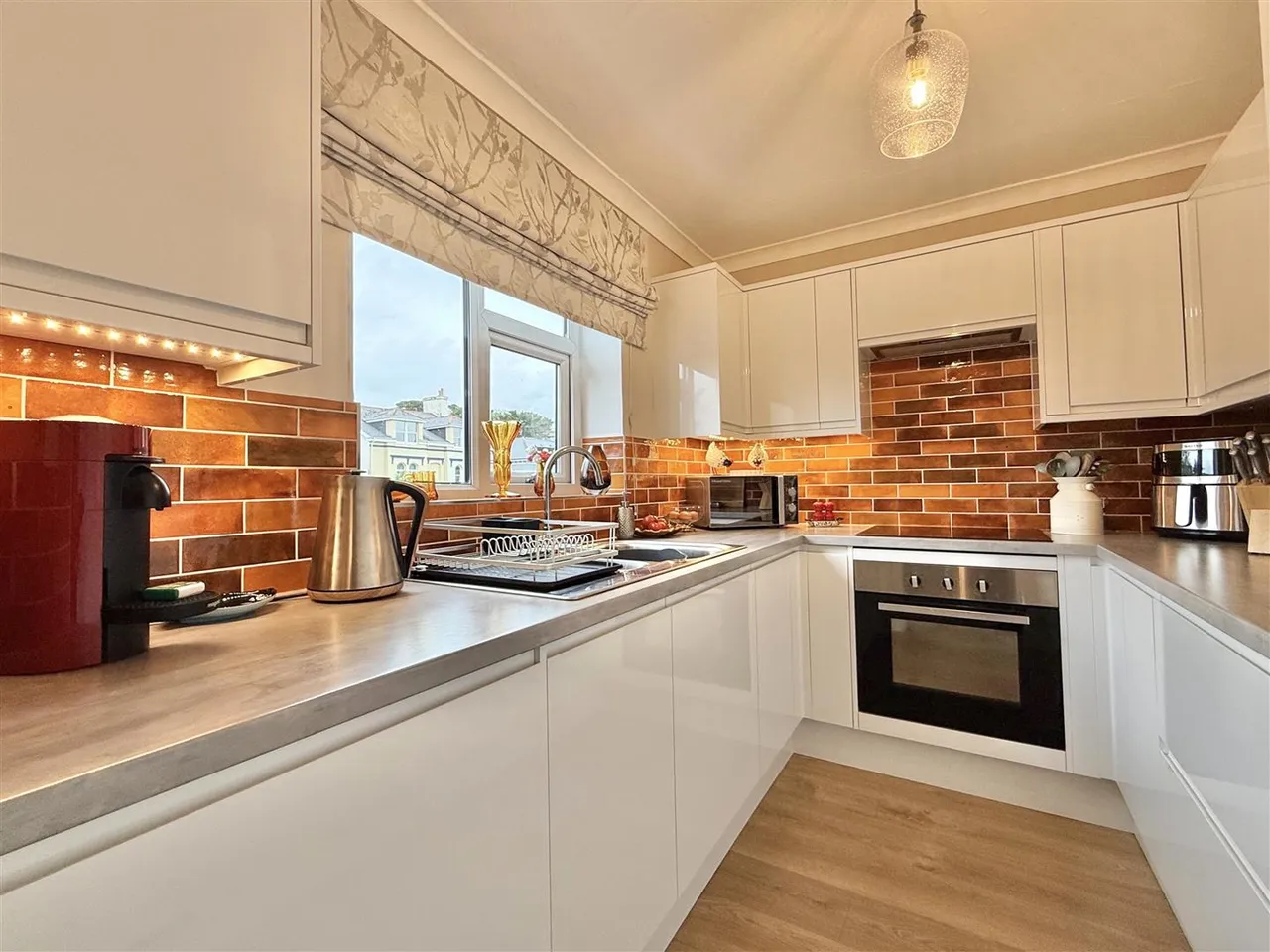 New Road, Brixham, photo 5