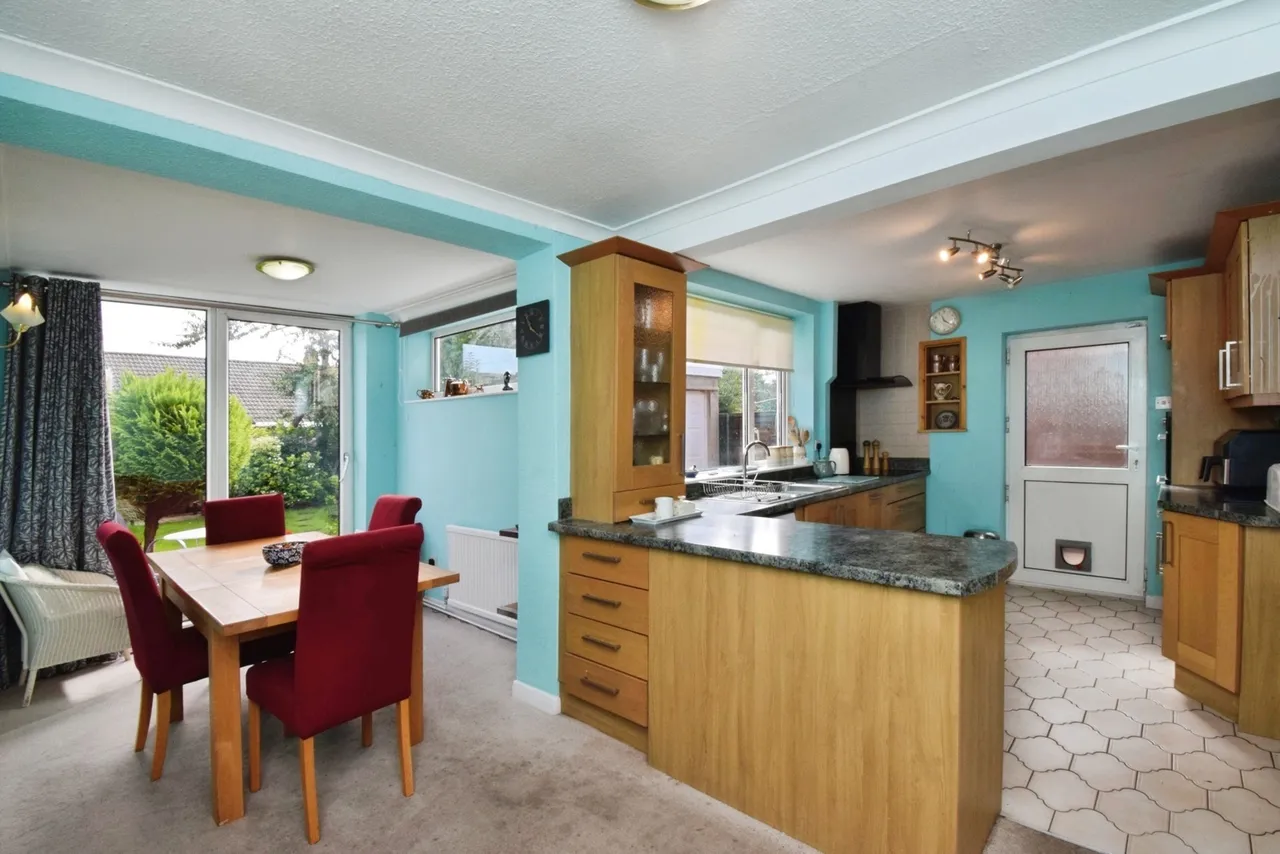 Blenheim Road, Birstall, LE4, photo 5