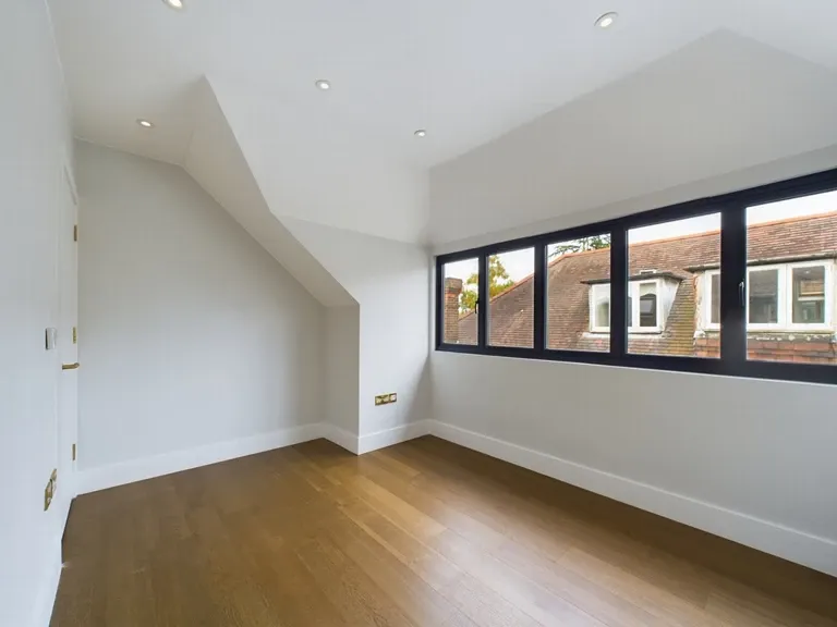 Brondesbury Park, Brondesbury Park, NW6 7AT, photo 5