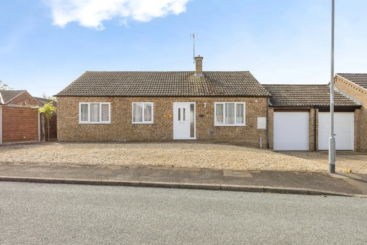 3 bed house for sale — Lovell Gardens, Watton, Thetford, Norfolk, IP25