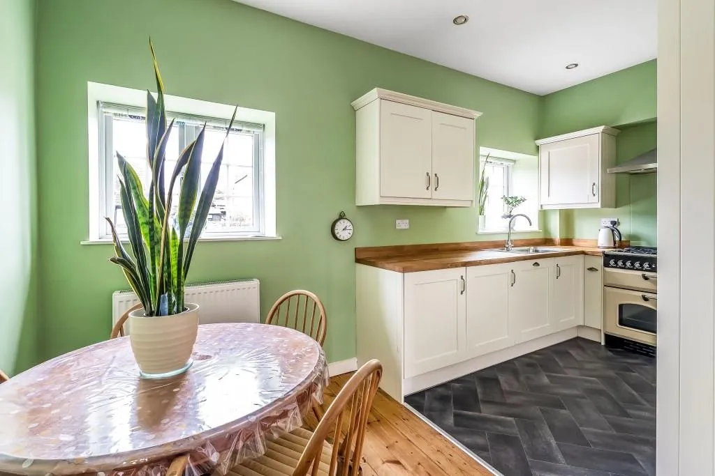 Chalkpit Lane, Betchworth, RH3, photo 6
