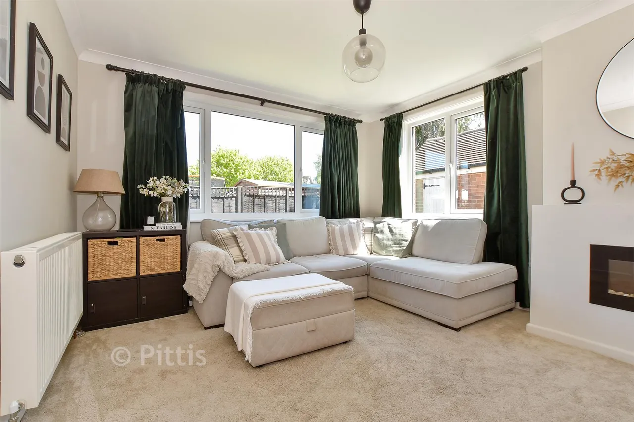 Pellhurst Road, Ryde, PO33, photo 10