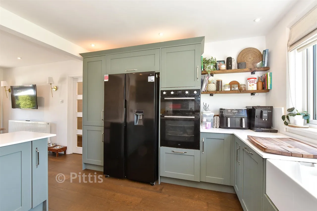 Pellhurst Road, Ryde, PO33, photo 5