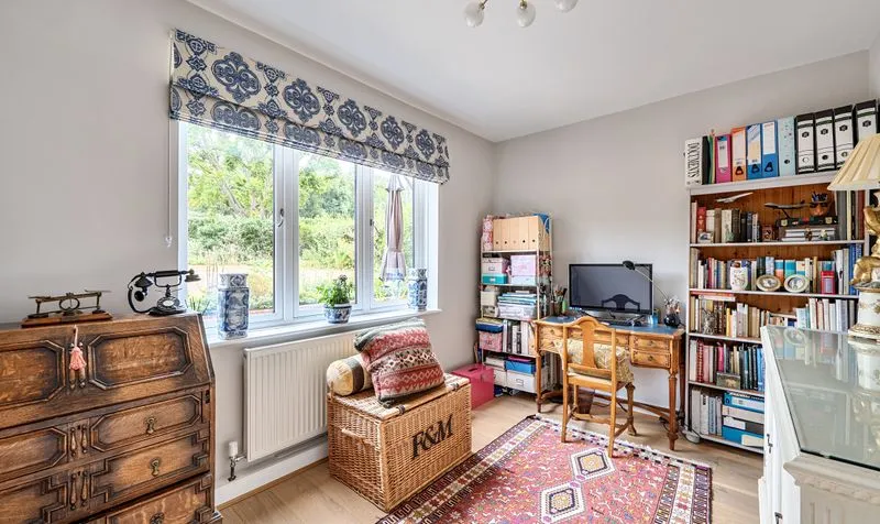 Cunliffe Close, Headley, KT18, photo 8