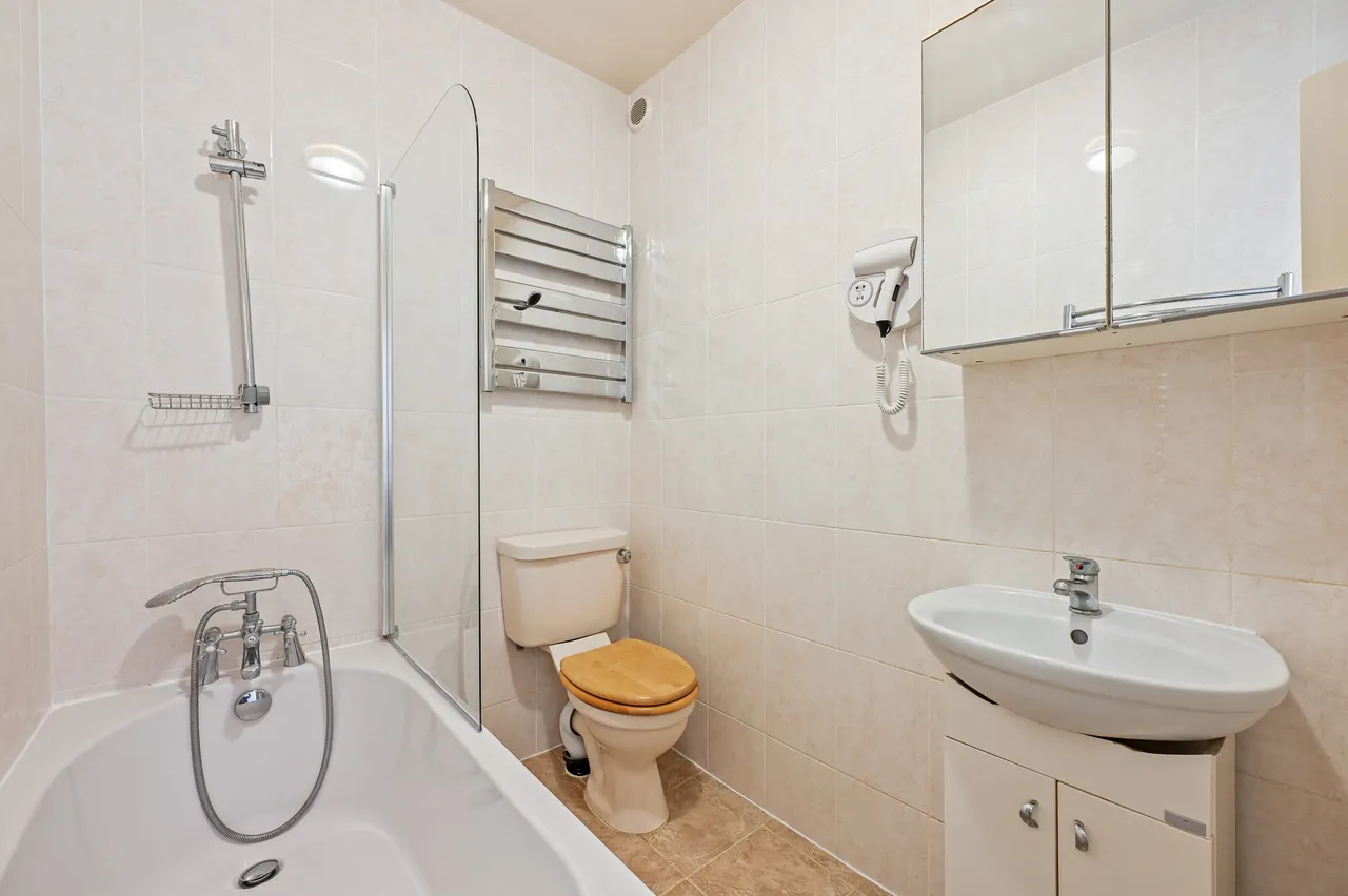 Bowen Road, West Harrow, HA1, photo 11