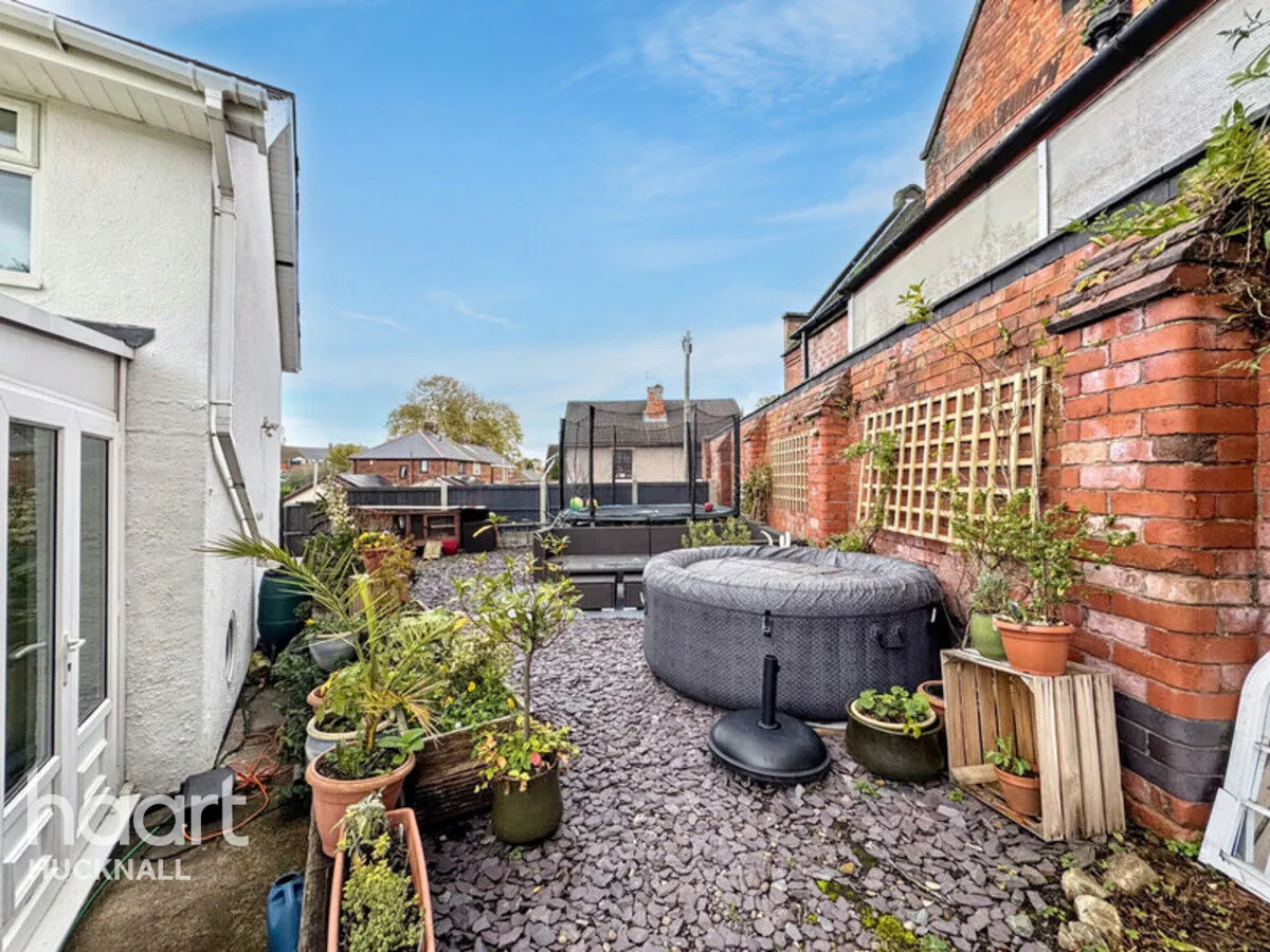 Spring Street, Nottingham, NG15, photo 31