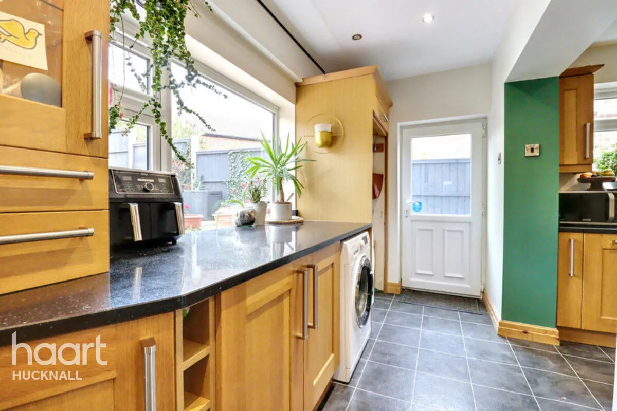 Spring Street, Nottingham, NG15, photo 5