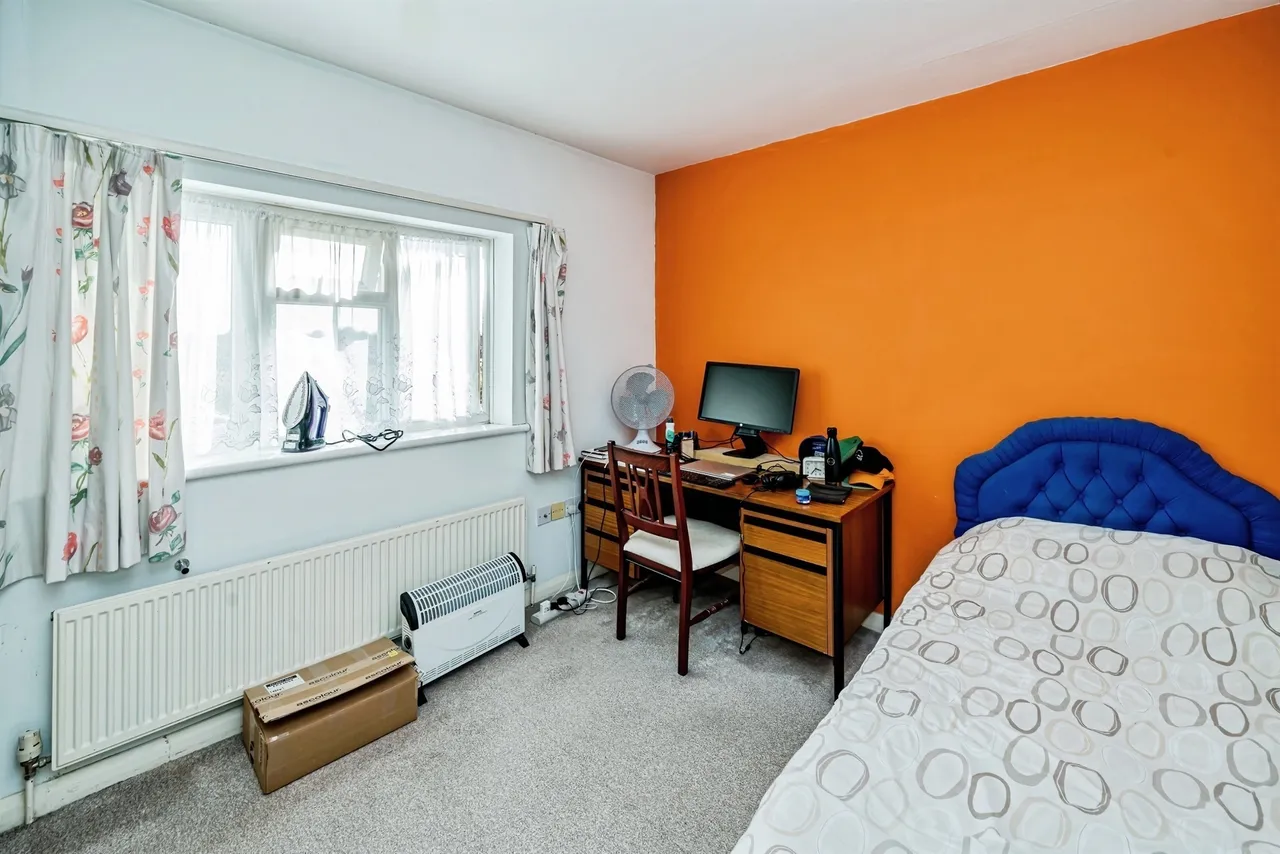 Beechwood Road, SLOUGH, photo 7