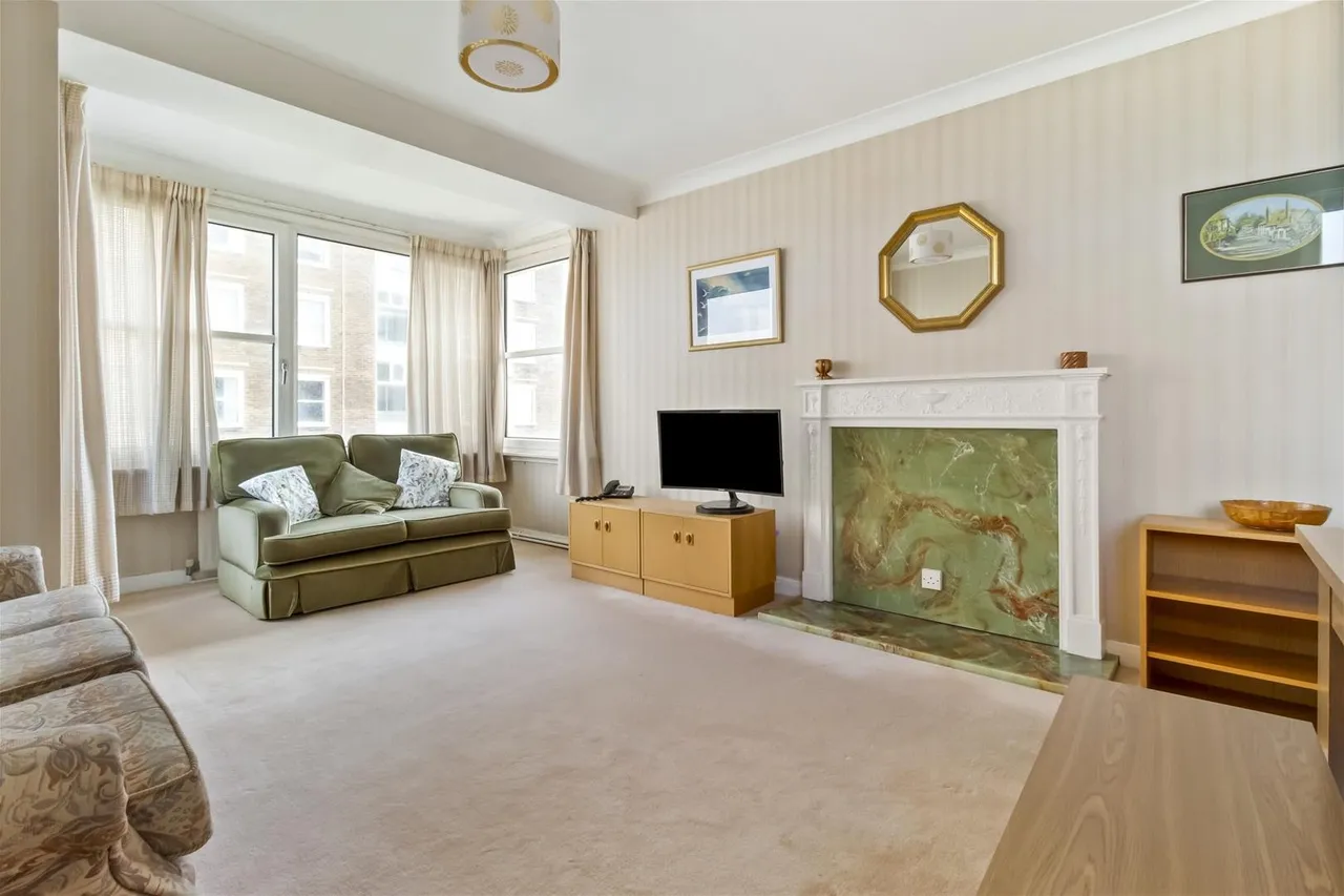 West Parade, Worthing, photo 4