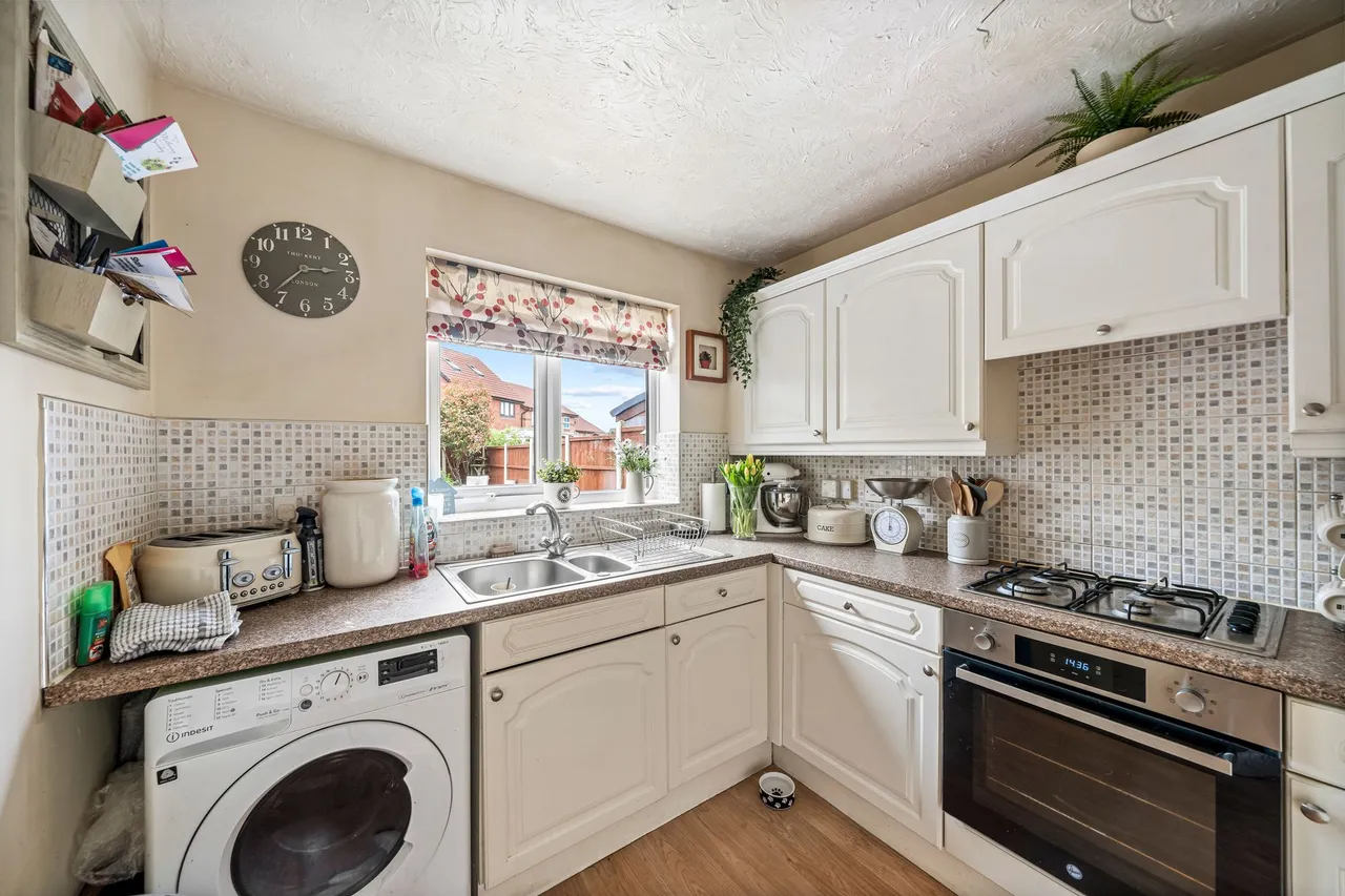 Wotton Drive, Ashton-In-Makerfield, Wigan, WN4 8XR, photo 8