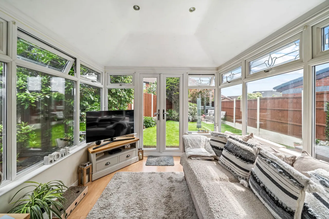 Wotton Drive, Ashton-In-Makerfield, Wigan, WN4 8XR, photo 4