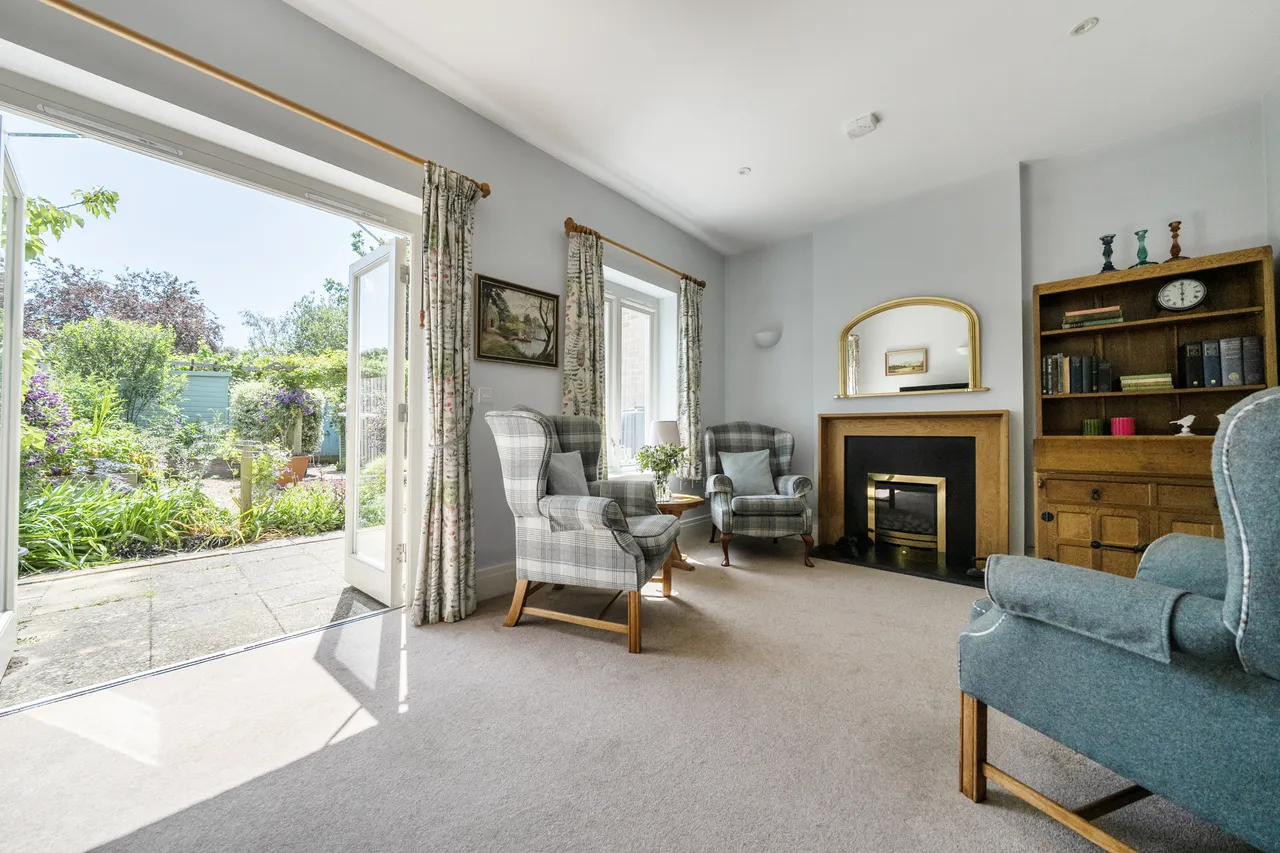 Charlotte Avenue, Chichester, PO19, photo 3