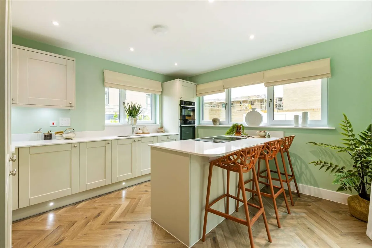 Newtown Road, Warsash, SO31, photo 7