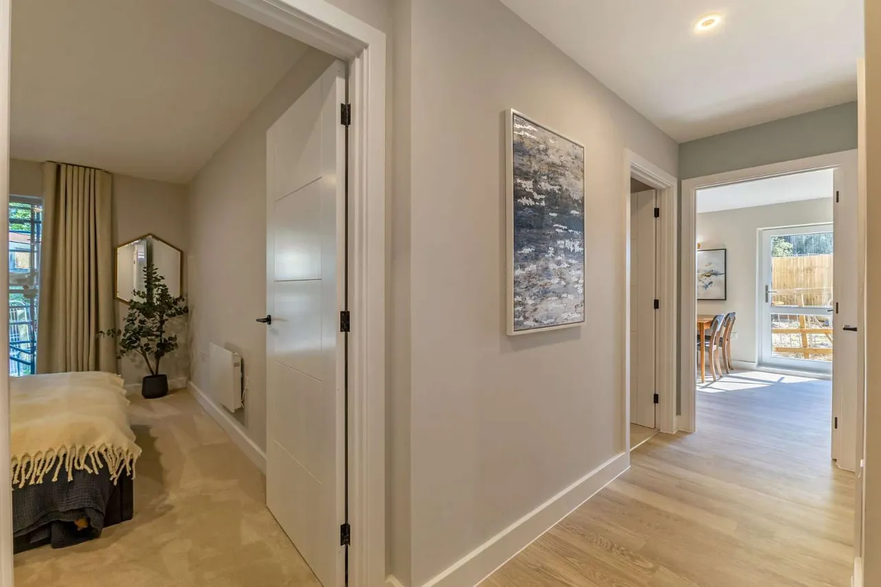 Newtown Road, Warsash, SO31, photo 18