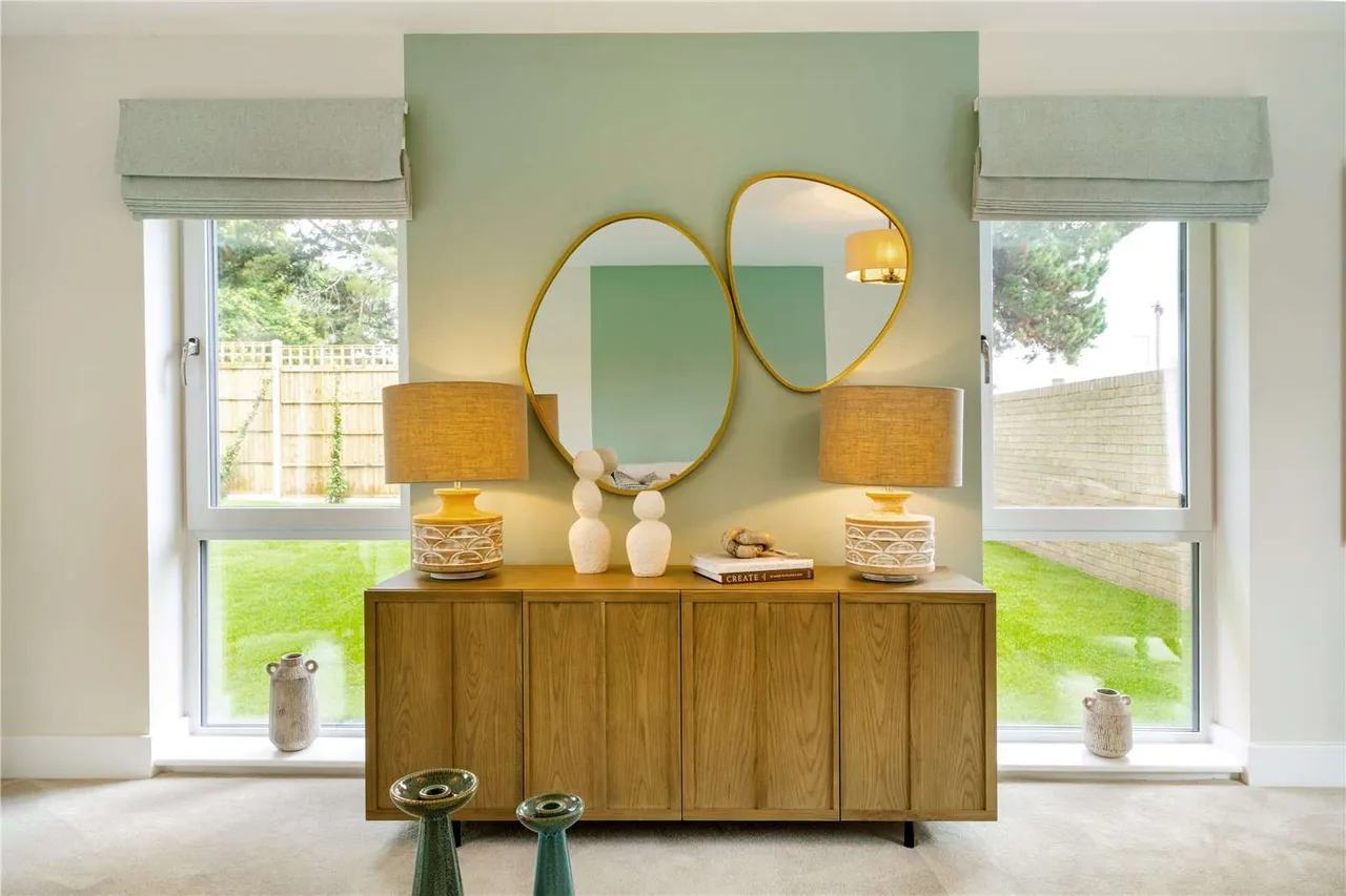 Newtown Road, Warsash, SO31, photo 6