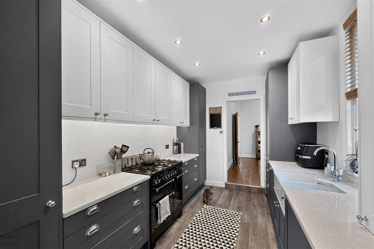 Heyes Lane, Timperley, Cheshire WA15 6EH, photo 10