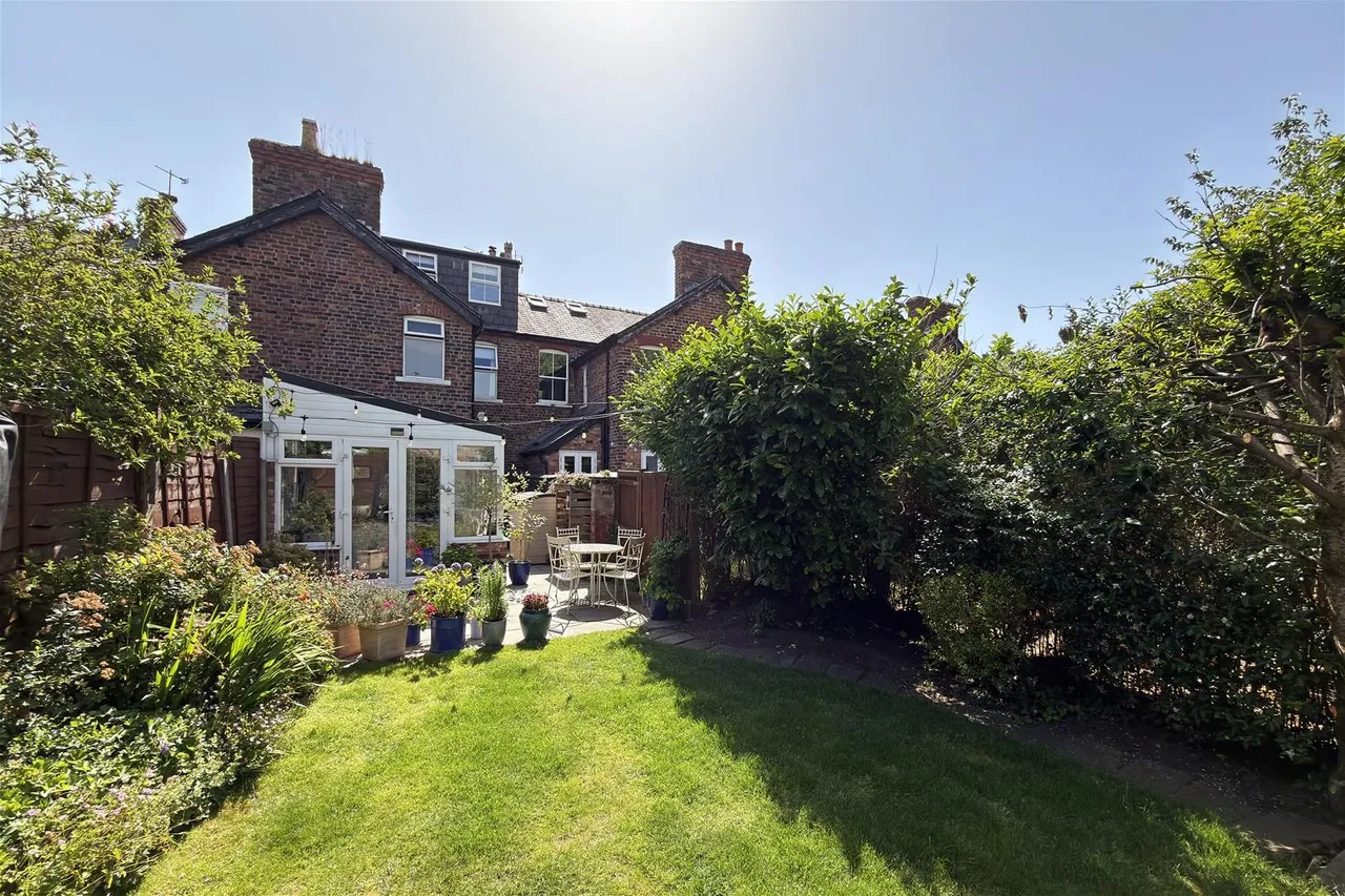 Heyes Lane, Timperley, Cheshire WA15 6EH, photo 30