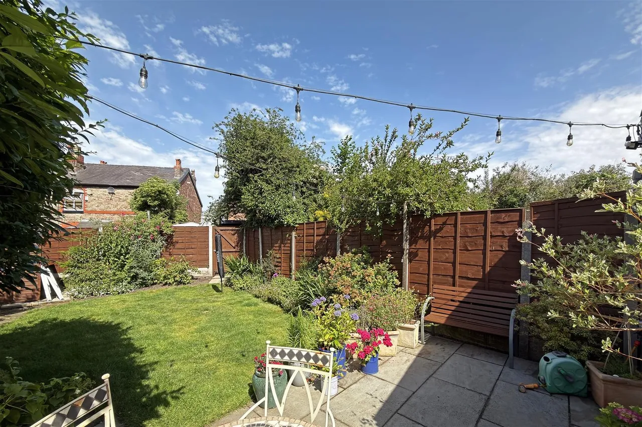 Heyes Lane, Timperley, Cheshire WA15 6EH, photo 28