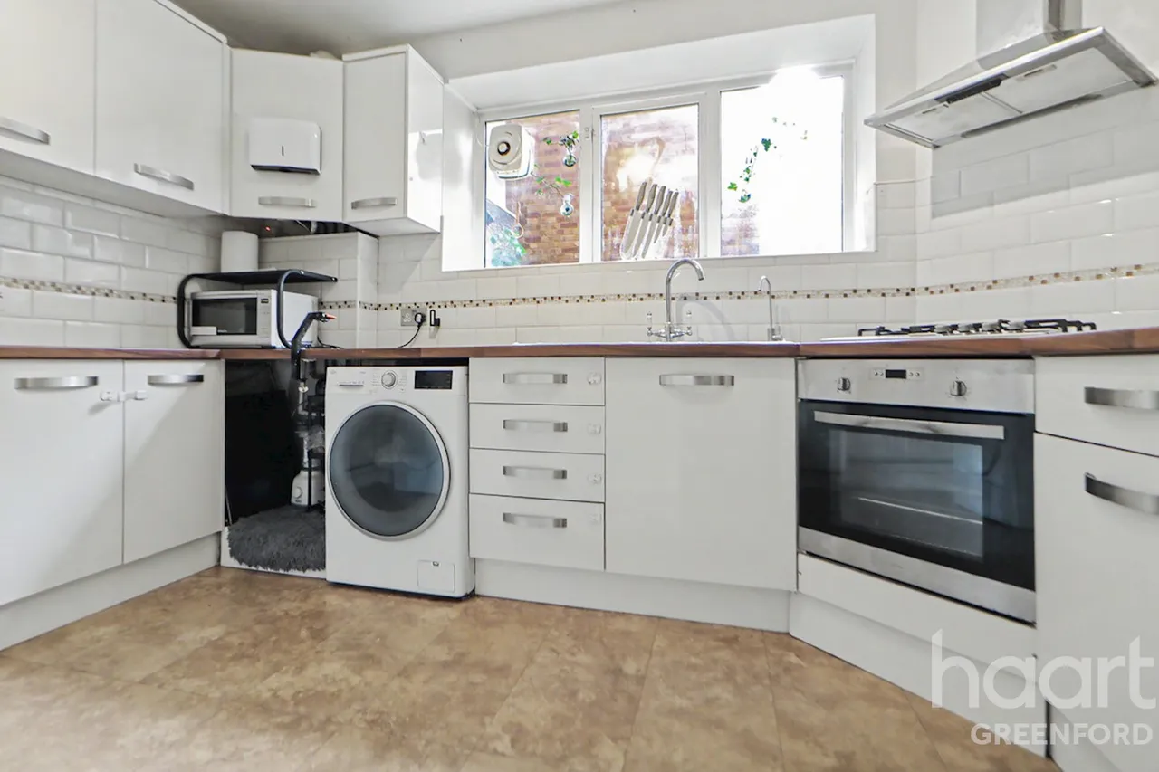 Oldfield Lane South, Greenford, UB6, photo 8