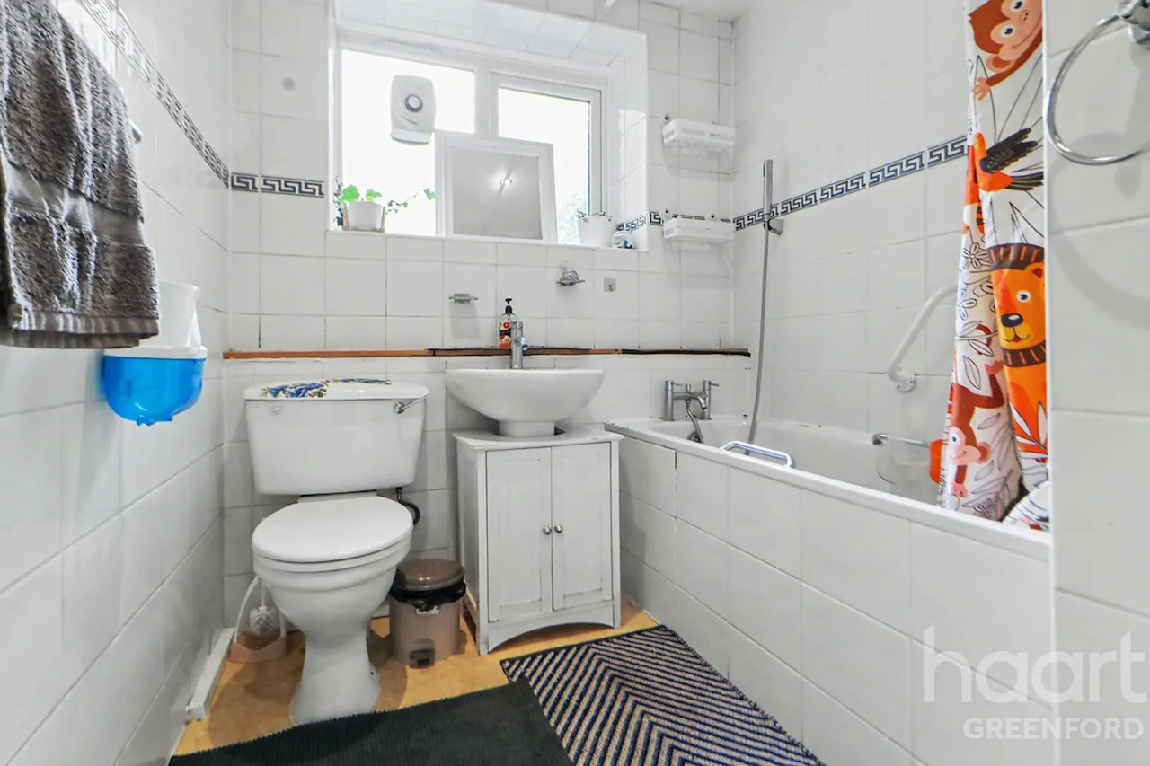 Oldfield Lane South, Greenford, UB6, photo 7