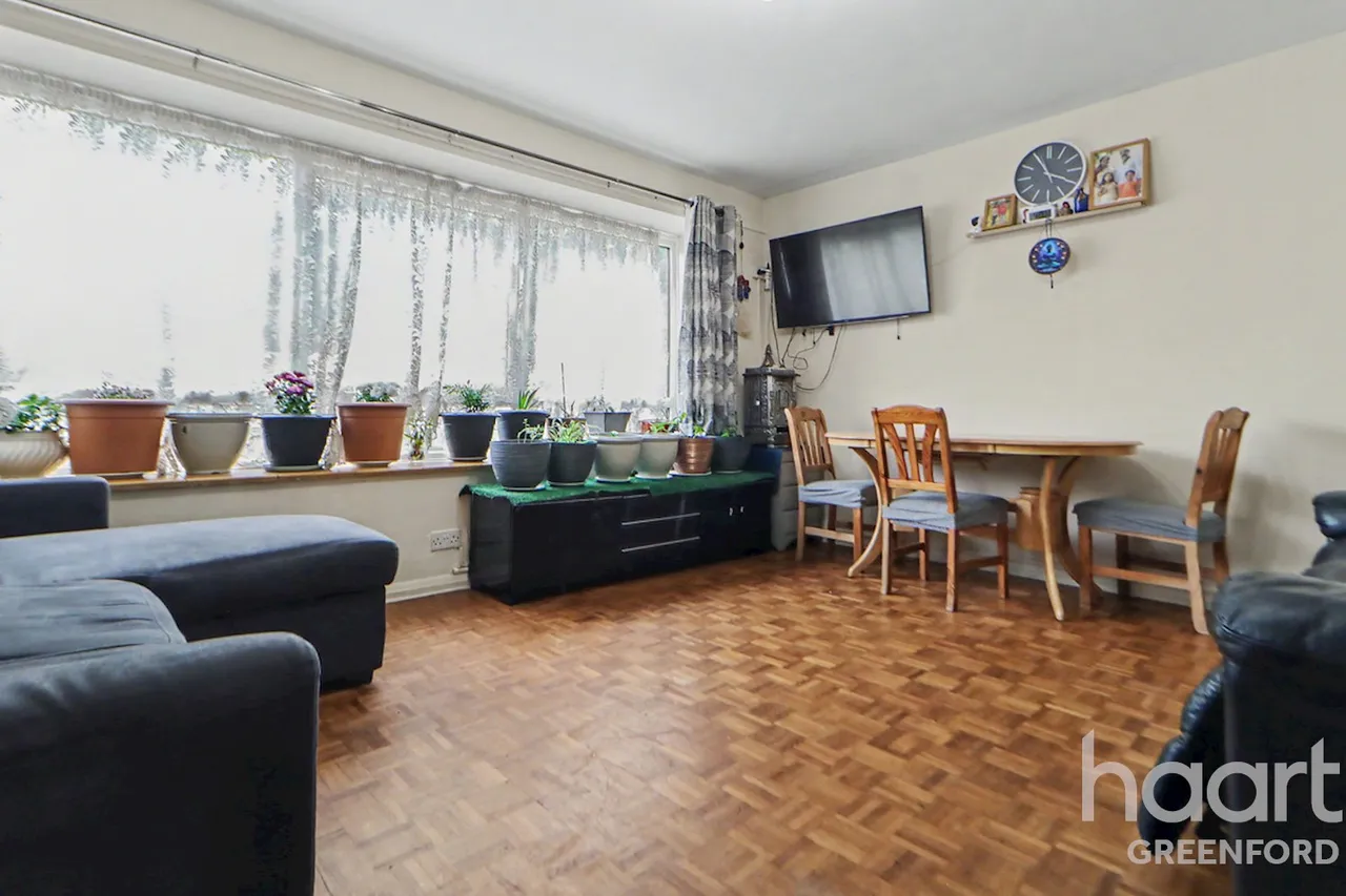 Oldfield Lane South, Greenford, UB6, photo 4