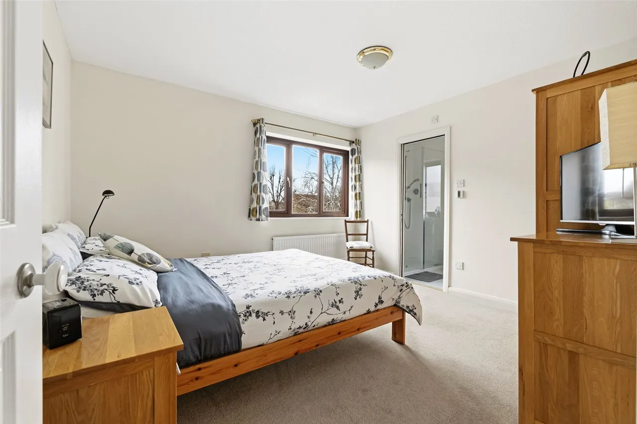 Kingsmead Close, Teddington, TW11 9EP, photo 6