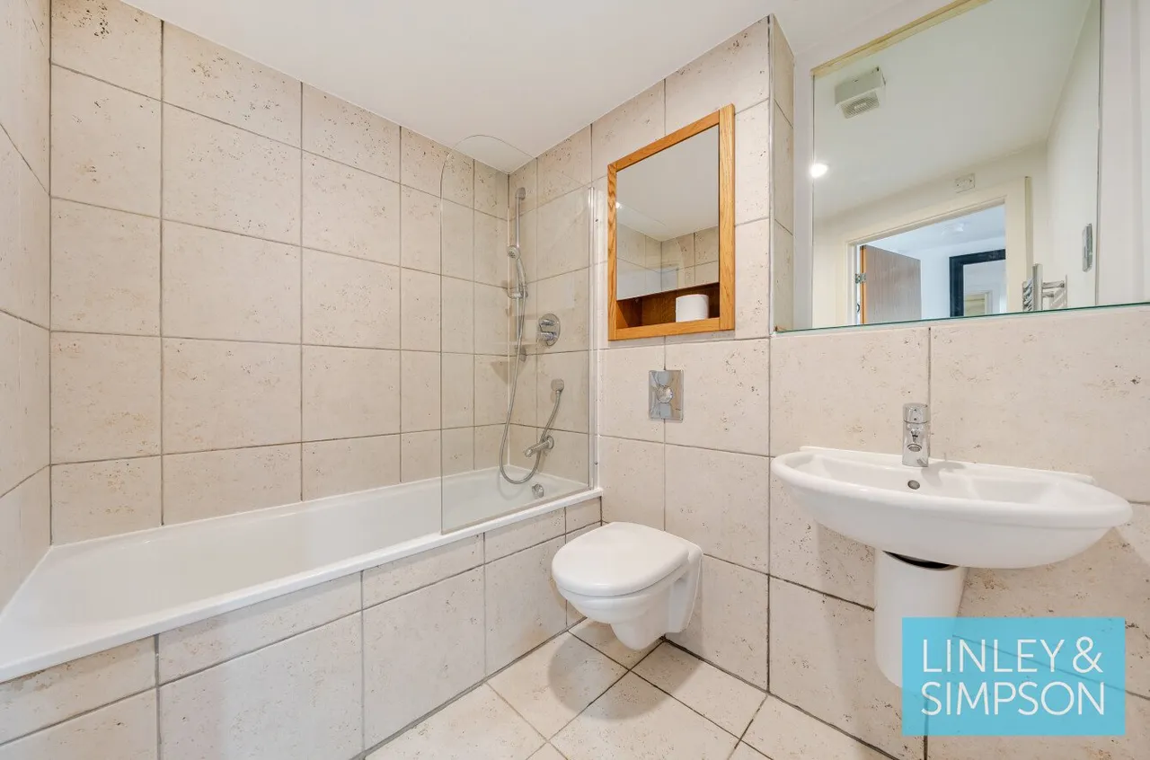 Armouries Way, Leeds, LS10, photo 16