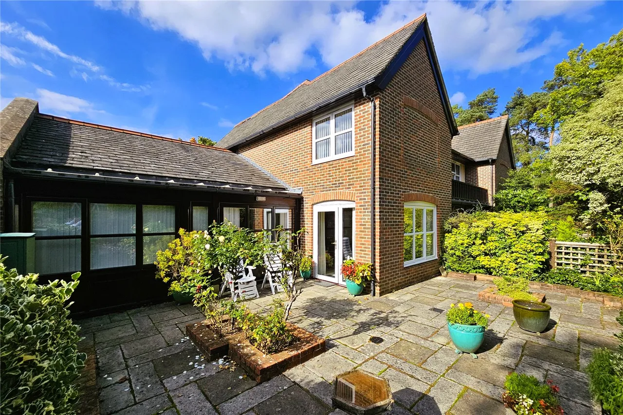 Mytchett Heath, Mytchett, GU16, photo 13