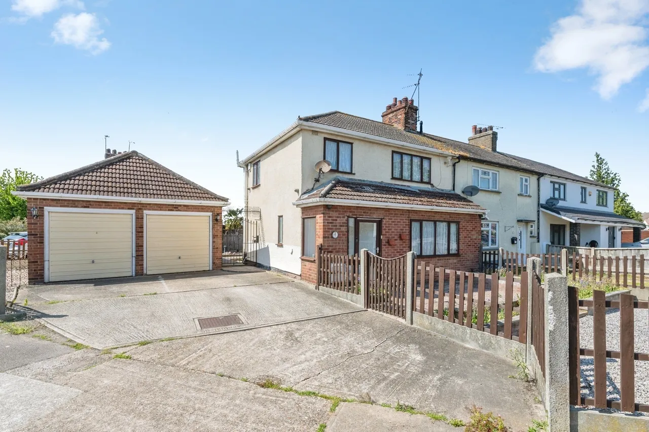 Handel Crescent, Tilbury, Essex, RM18, photo 5