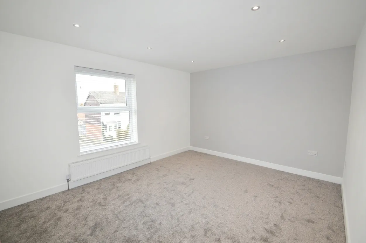 Hollins Lane, Bury, BL9, photo 10