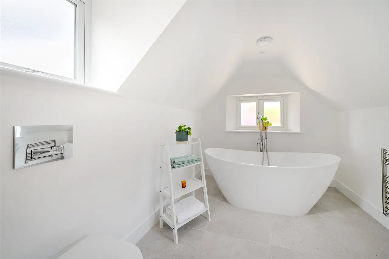 The Ridgeway, Lightwater, GU18, photo 15