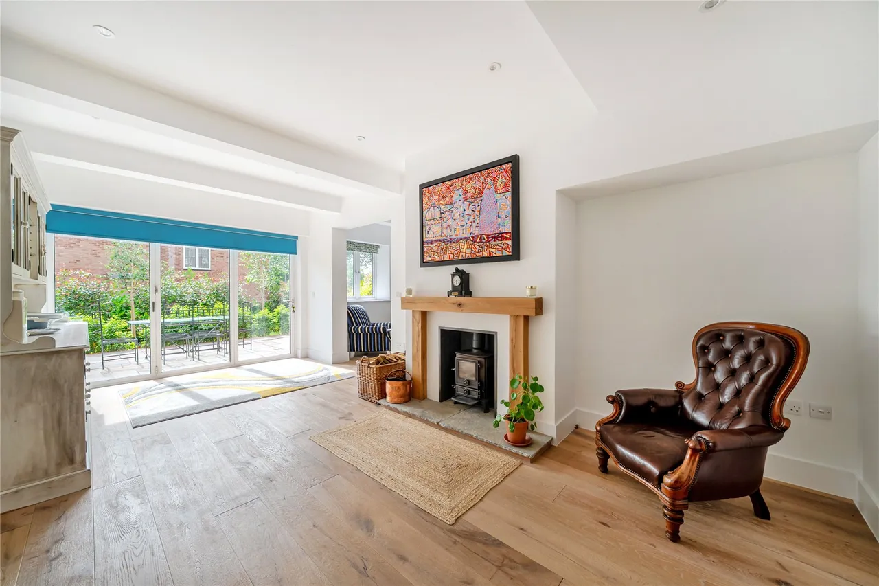 The Ridgeway, Lightwater, GU18, photo 8