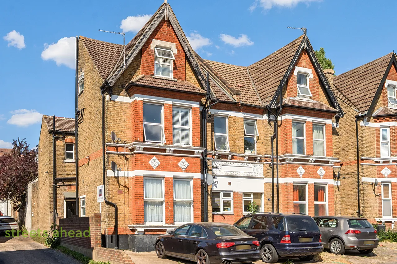1 bed flat for sale, Manor Road, Beckenham, BR3