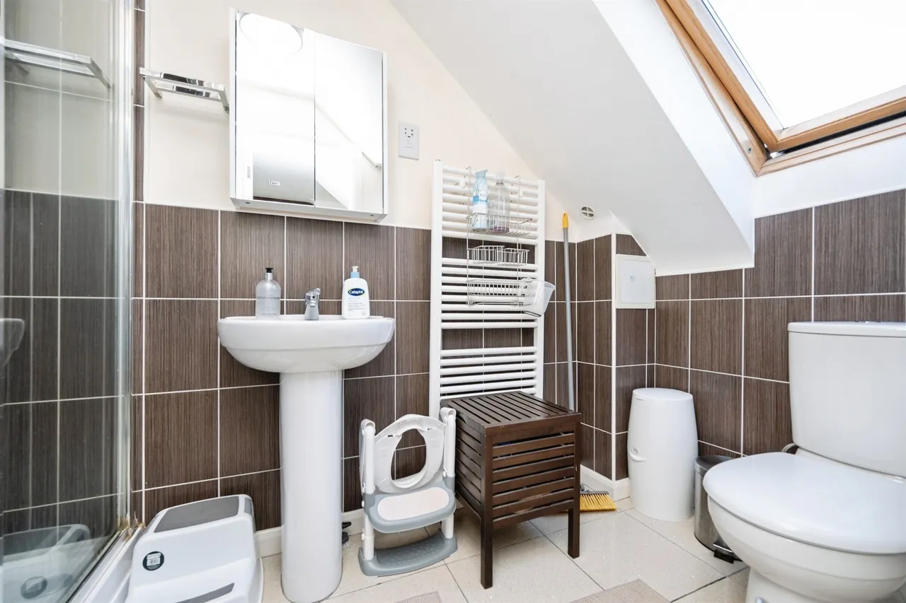 Kyngston Road, West Bromwich, B71, photo 21