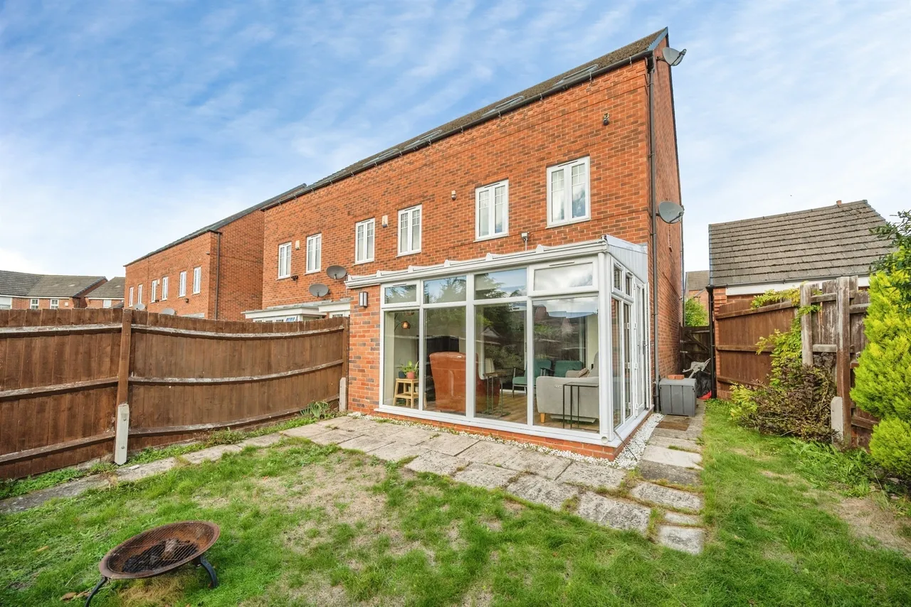 Kyngston Road, West Bromwich, B71, photo 5