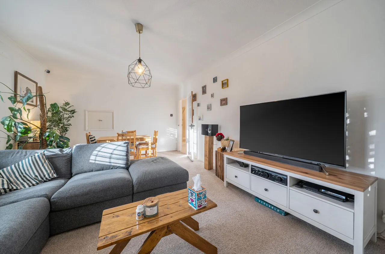 Branksome Park Road, Camberley, Surrey, GU15 2AE, photo 4