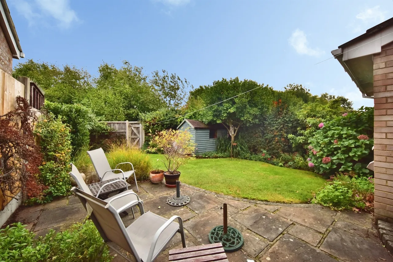 Bramley Road, East Peckham, TN12, photo 18