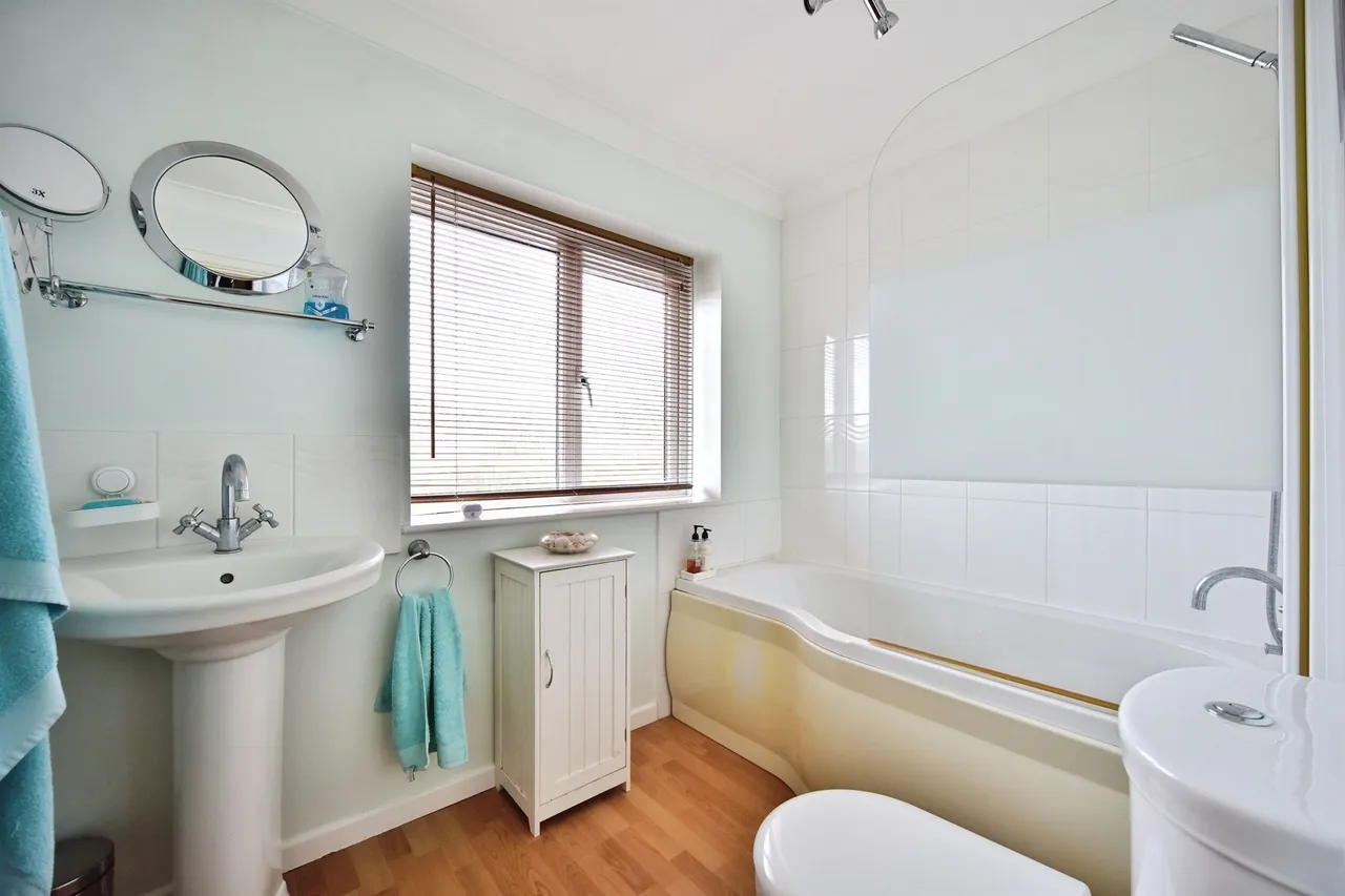 Bramley Road, East Peckham, TN12, photo 13