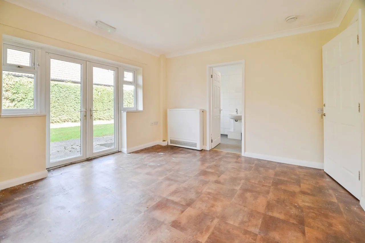 Pine Tree Grove, Middleton St. George, DL2, photo 15
