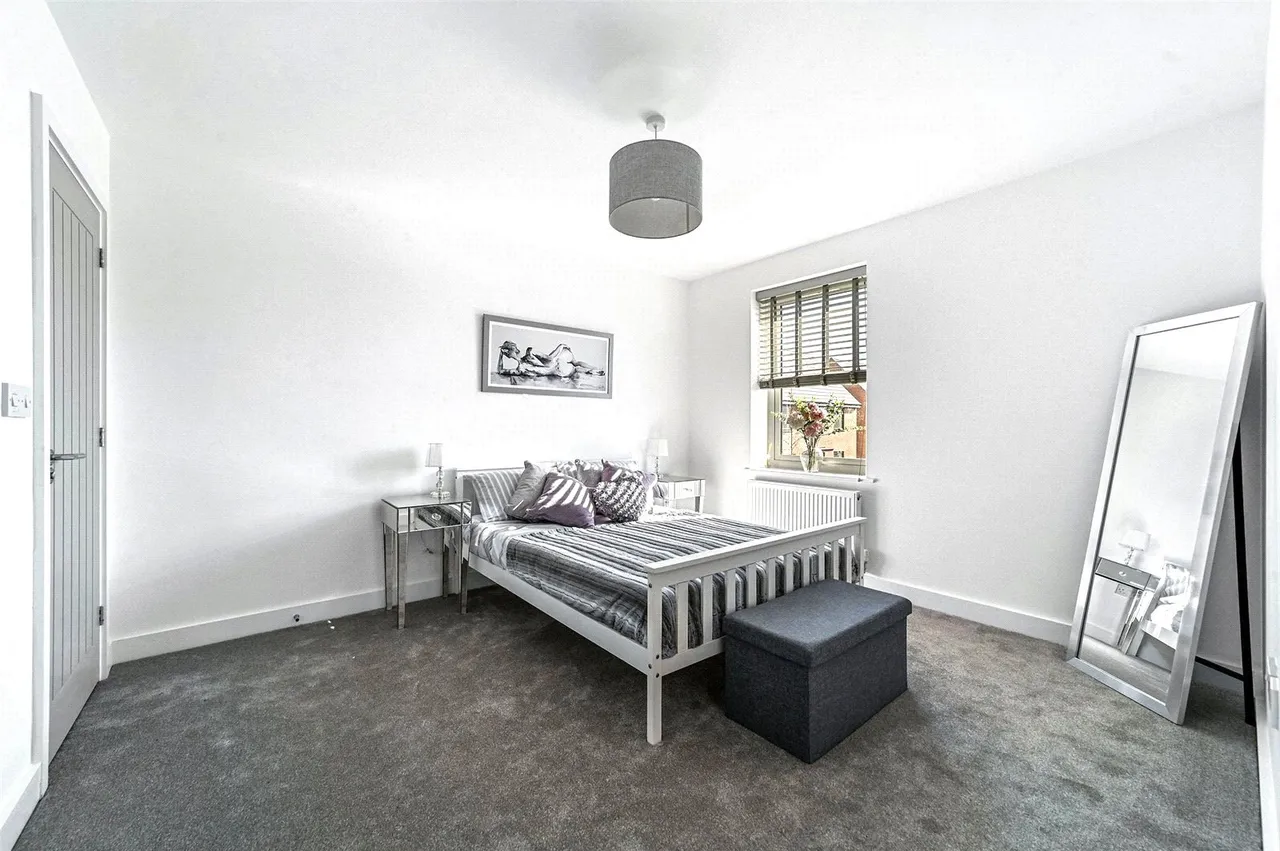 Crossways Gardens, Little Clacton, CO16, photo 8