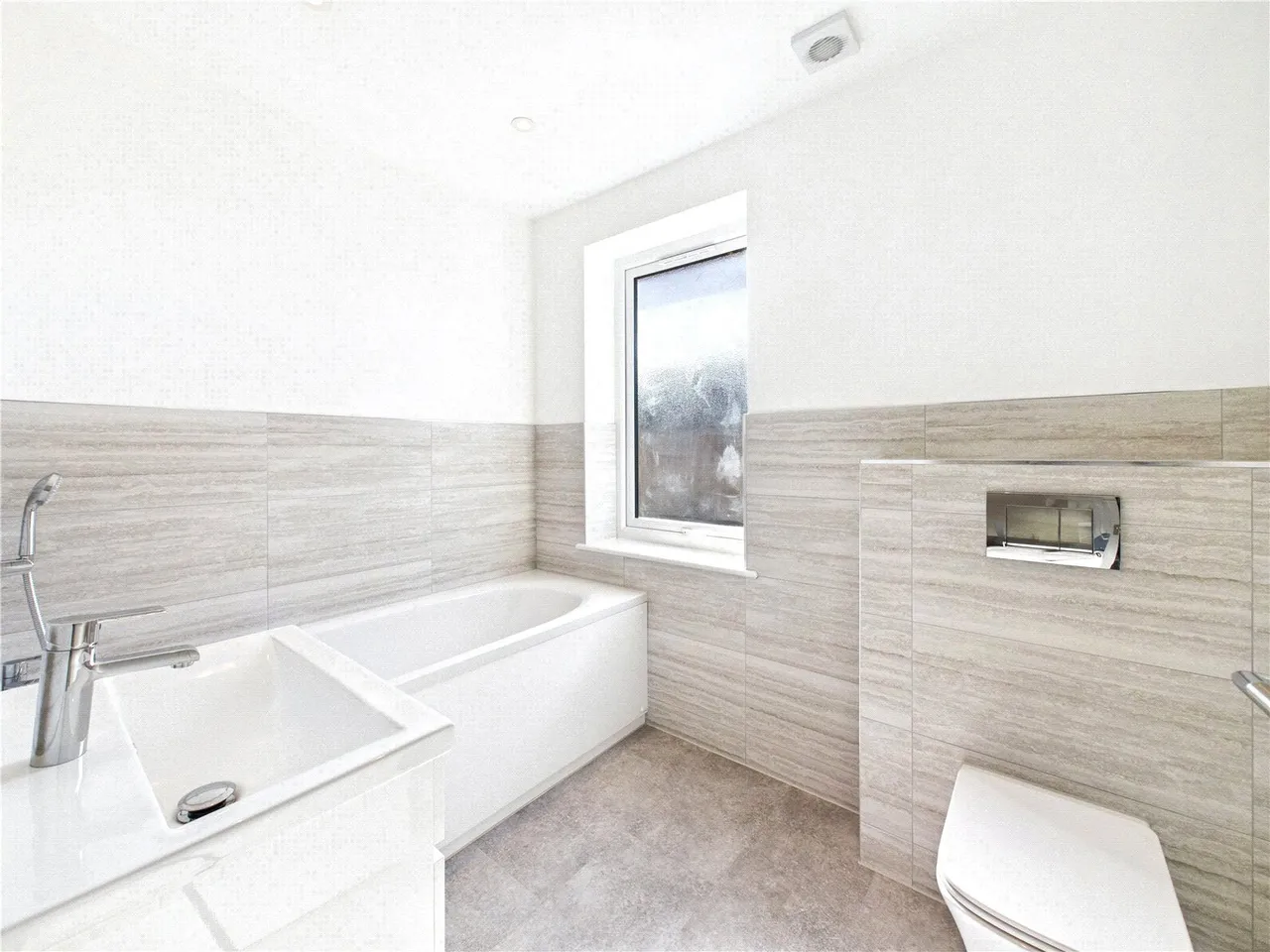 Crossways Gardens, Little Clacton, CO16, photo 11