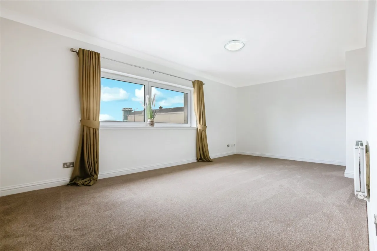Campbell Close, Hamilton, South Lanarkshire, ML3, photo 2